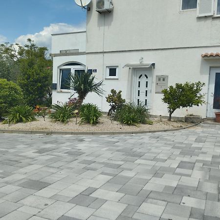 Apartment Lucia Punat Zewnętrze zdjęcie